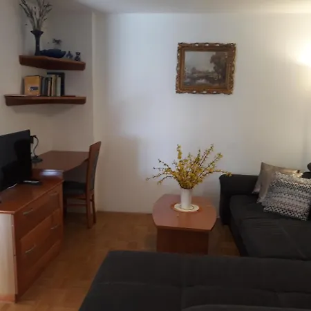Vila Lena 아파트